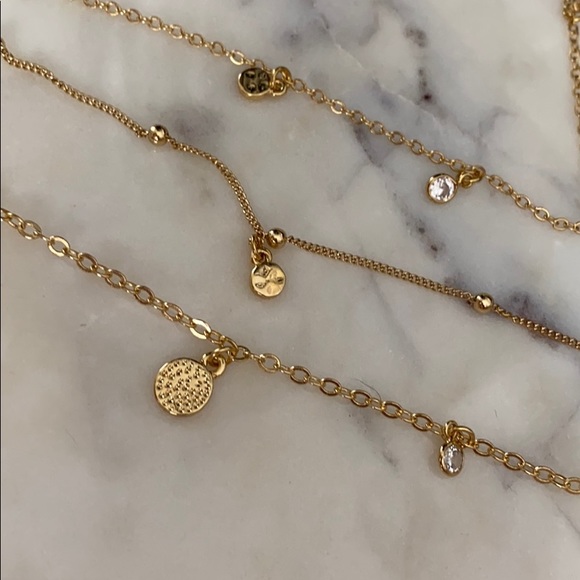 Ettika Layered 18k gold necklace - Picture 4 of 4